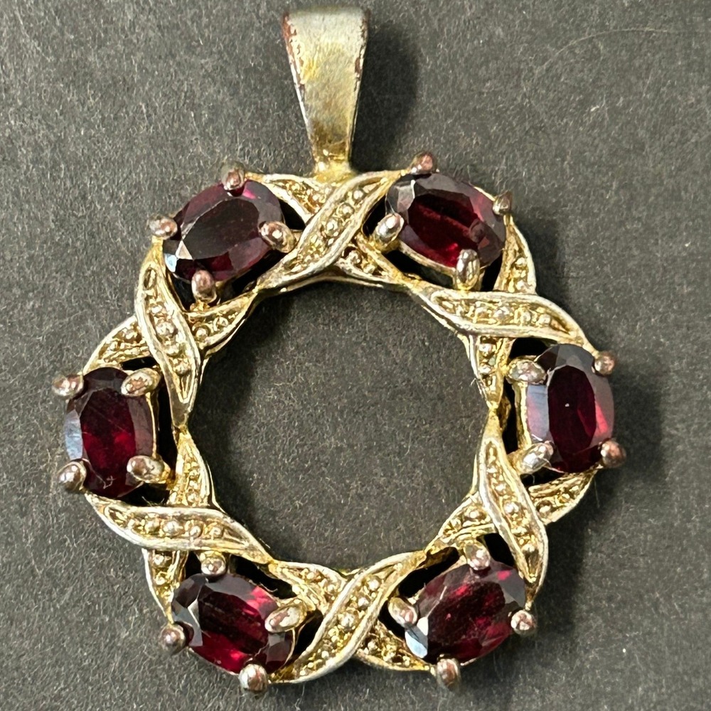 Vintage Wreath Pendant Red Garnet Marcasite Gold Tone Circle